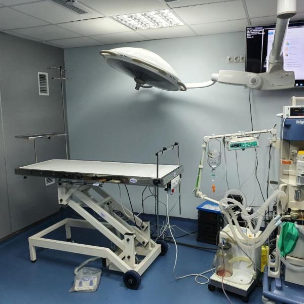 Рентген-операційний стіл EVG з підігрівом